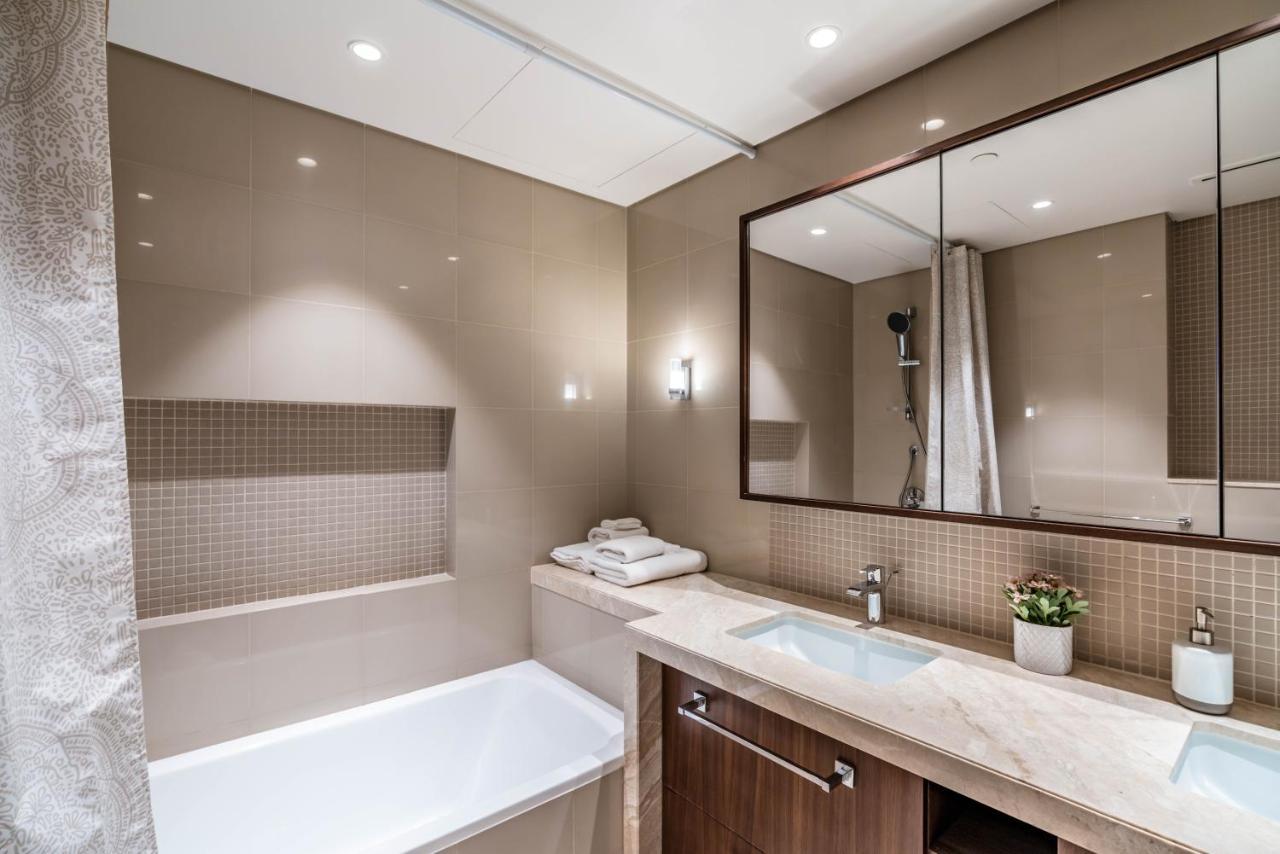 Lux Bnb Boulevard Point Sky Line Views Dubai Eksteriør billede